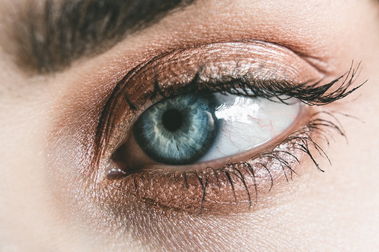 Image of a bright blue eye